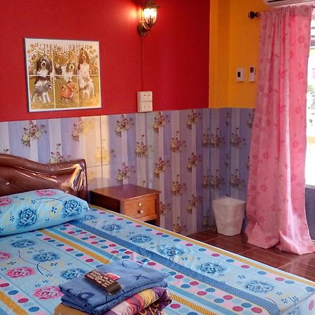 Rueangsrisiri Guesthouse 2 سوكوتايْ الغرفة الصورة