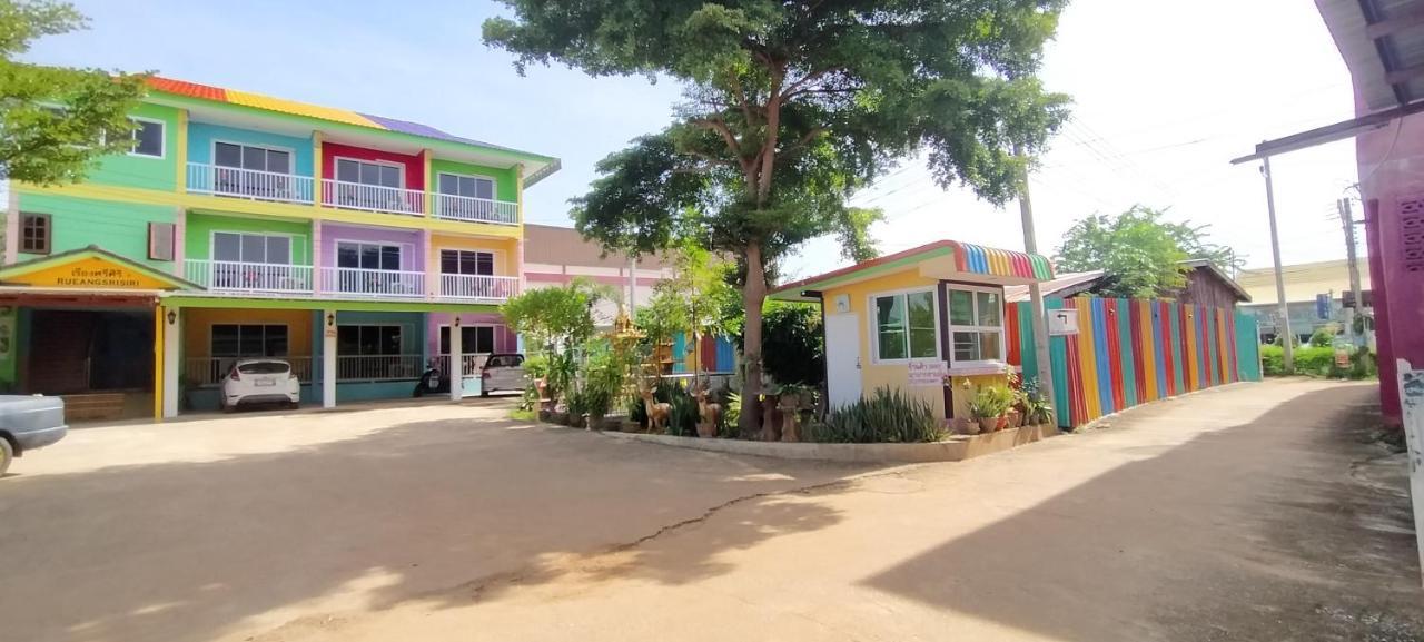 Rueangsrisiri Guesthouse 2 سوكوتايْ المظهر الخارجي الصورة