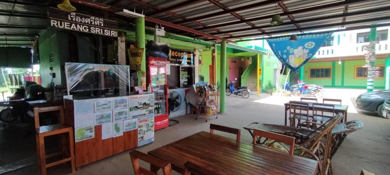 Rueangsrisiri Guesthouse 2 سوكوتايْ المظهر الخارجي الصورة