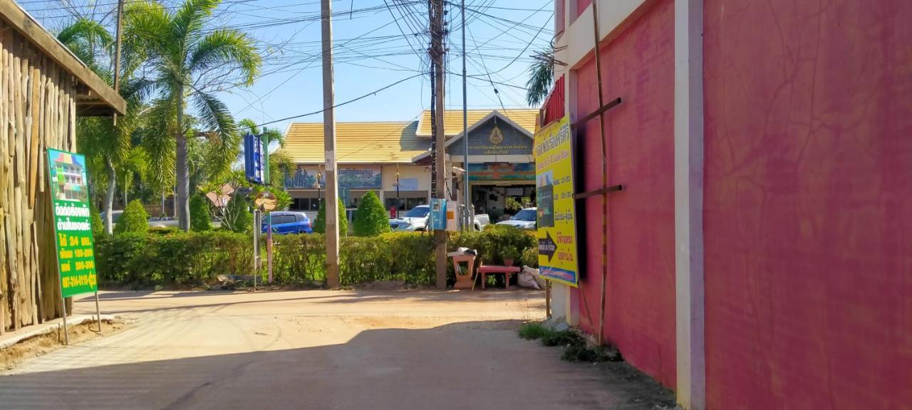 Rueangsrisiri Guesthouse 2 سوكوتايْ المظهر الخارجي الصورة