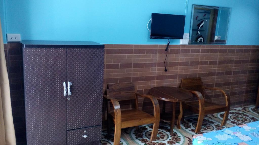 Rueangsrisiri Guesthouse 2 سوكوتايْ المظهر الخارجي الصورة