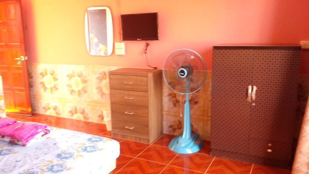 Rueangsrisiri Guesthouse 2 سوكوتايْ المظهر الخارجي الصورة