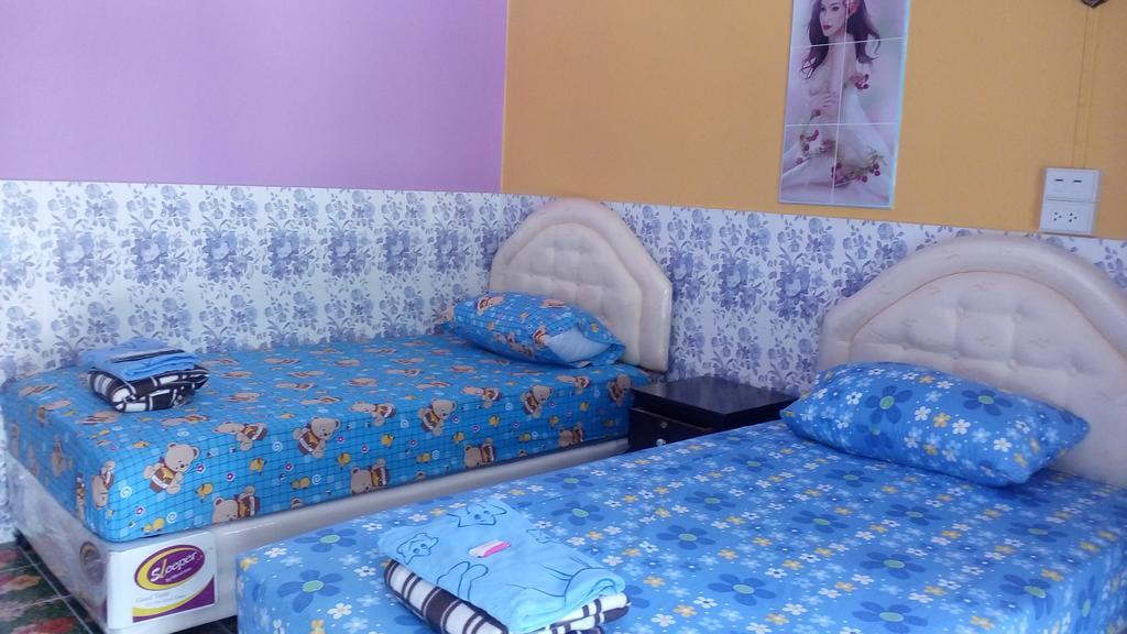 Rueangsrisiri Guesthouse 2 سوكوتايْ المظهر الخارجي الصورة