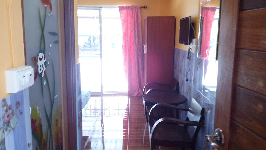 Rueangsrisiri Guesthouse 2 سوكوتايْ المظهر الخارجي الصورة