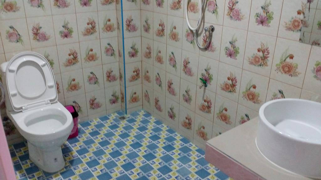 Rueangsrisiri Guesthouse 2 سوكوتايْ المظهر الخارجي الصورة